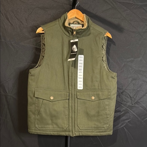 Heritage Brand Other - Heritage Workwear Products Men’s Olive Green weatherproof Vest, Small